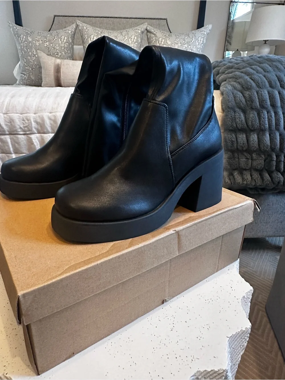 Steve Madden Berkleigh Platform Boots🥀
